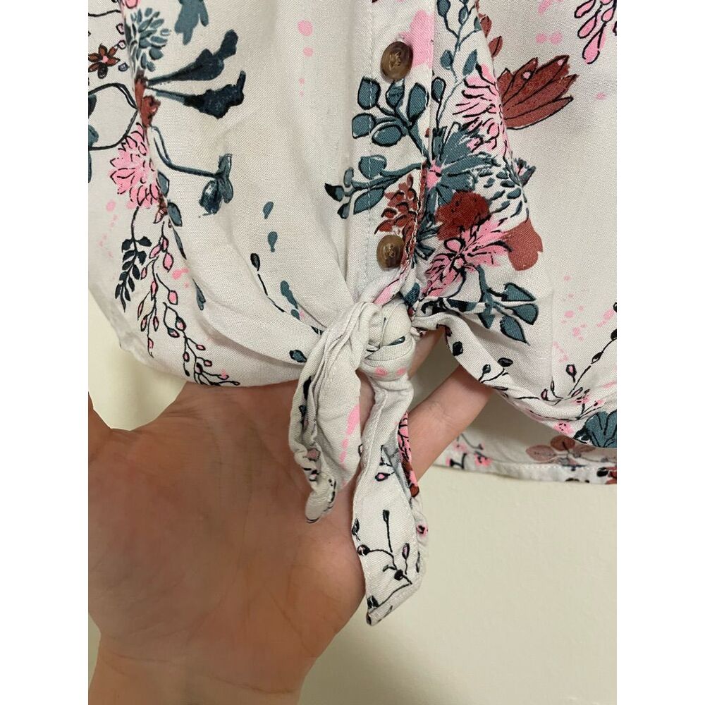H&M 12-13Y Off White Button Down Knot Bottom Floral Tank - Picture 3 of 4